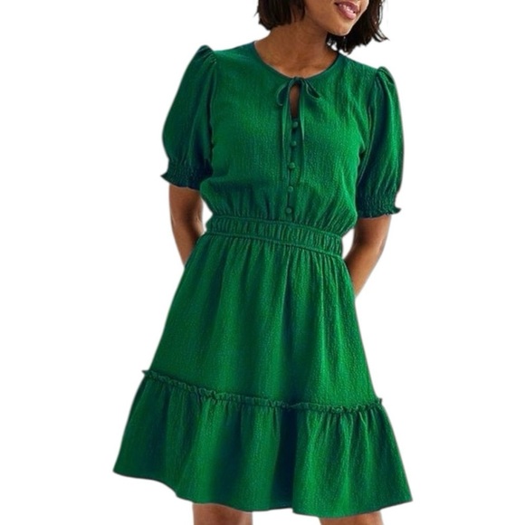 Size XS: Draper James Puff Sleeve Fit & Flare Mini Dress in Green, NWT - Picture 1 of 7